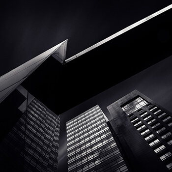 Meble reklamowe: Jak efektywnie przyciągnąć uwagę klientów dzięki kreatywnym rozwiązaniom